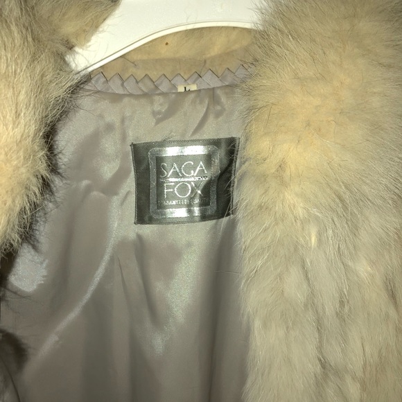 Saga Fur Coat - Picture 5 of 7